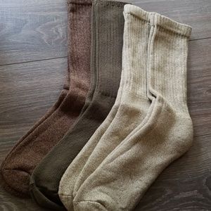 4 pair Mens Casual Crew Socks NWOT